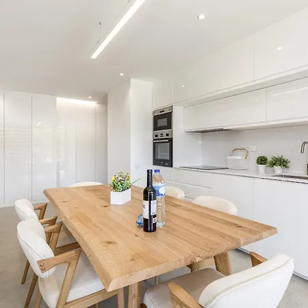 Hopstays - Lagoas - Salgados Апартаменти *